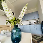 Boardinghouse 3* كيفالير
